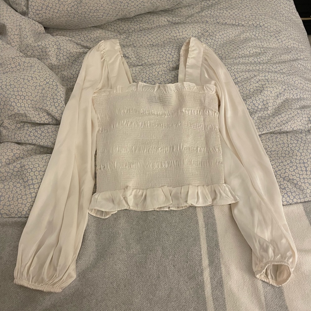 DO+BE cute white top